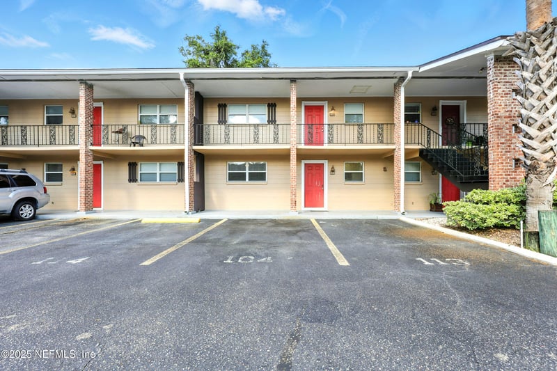 4836 Atlantic Blvd #104, Jacksonville, FL 32207