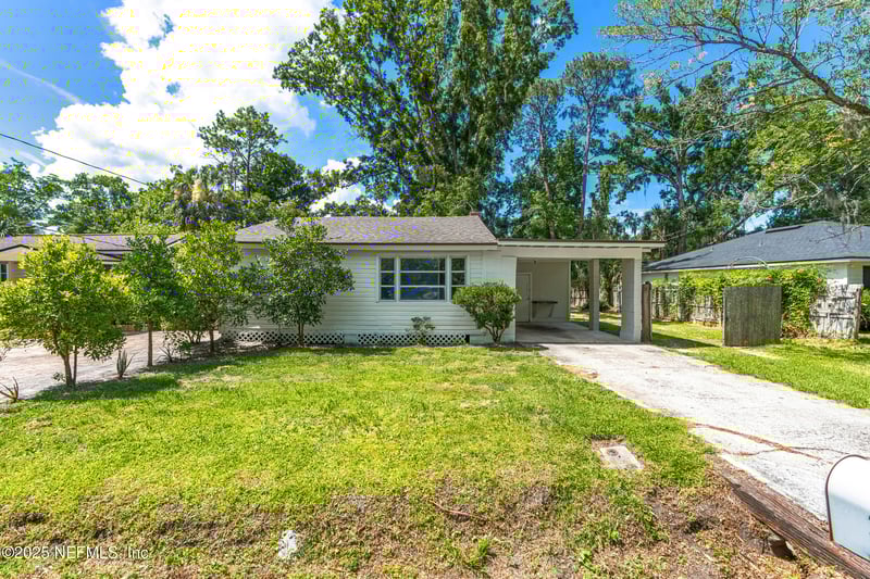 3840 Adirolf Rd, Jacksonville, FL 32207