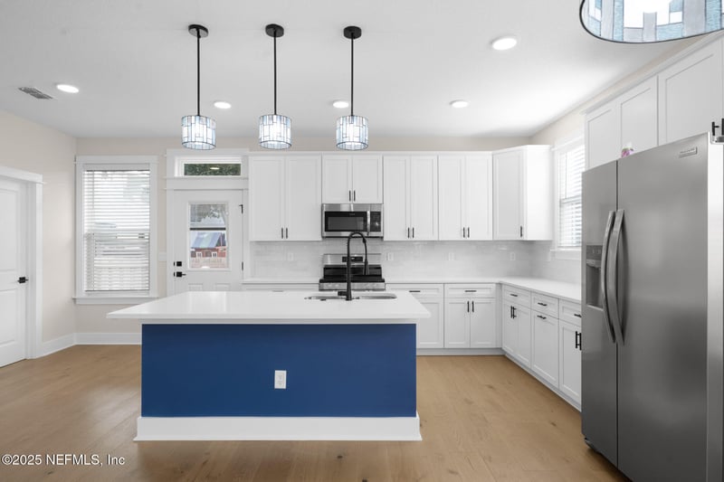 32 10th St, Jacksonville, FL 32206