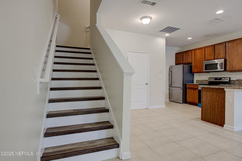 417 Oasis Ln #3B, Orange Park, FL 32073