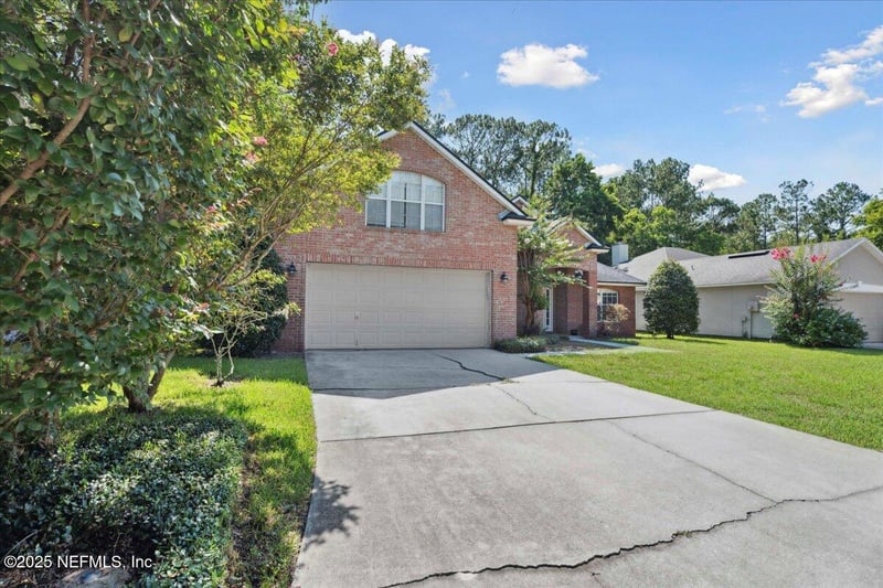 8898 Canopy Oaks Dr, Jacksonville, FL 32256