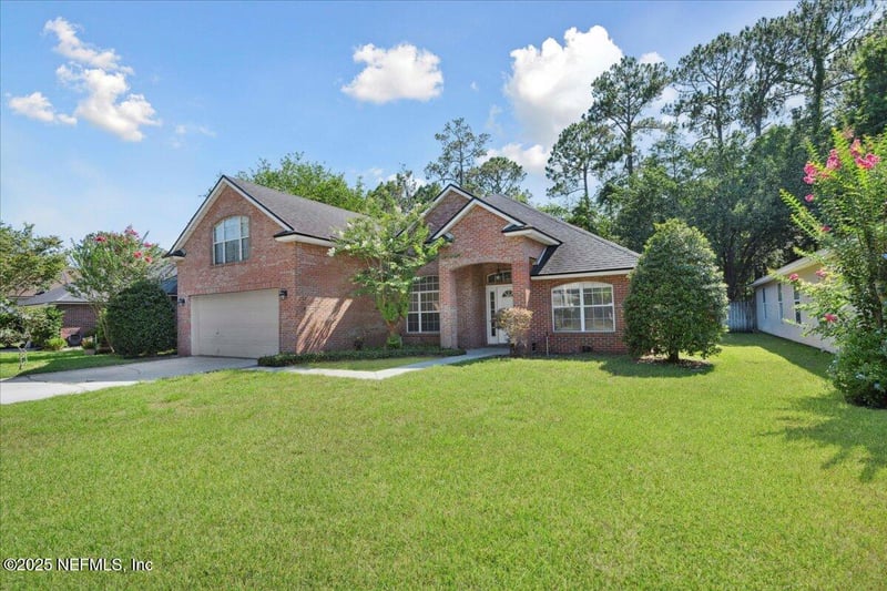 8898 Canopy Oaks Dr, Jacksonville, FL 32256
