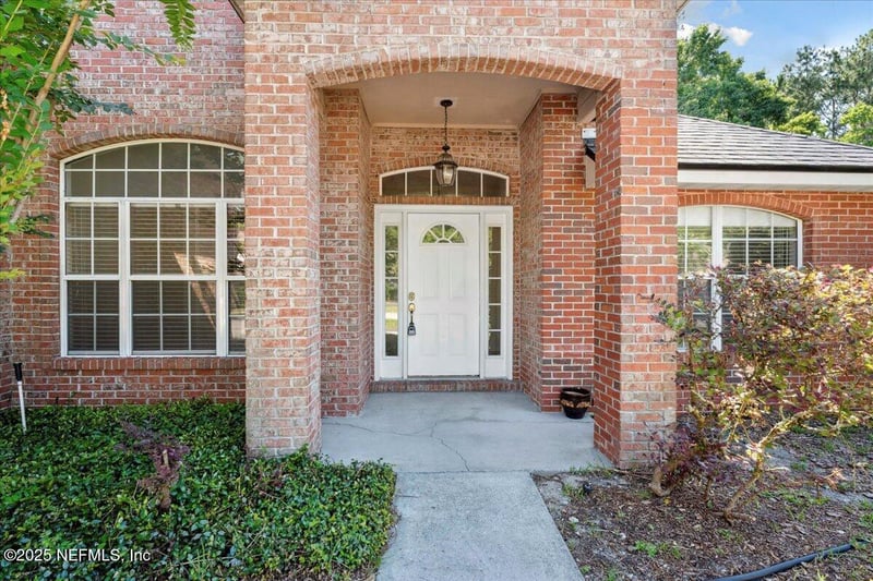 8898 Canopy Oaks Dr, Jacksonville, FL 32256