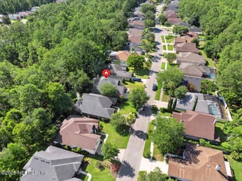 8898 Canopy Oaks Dr, Jacksonville, FL 32256