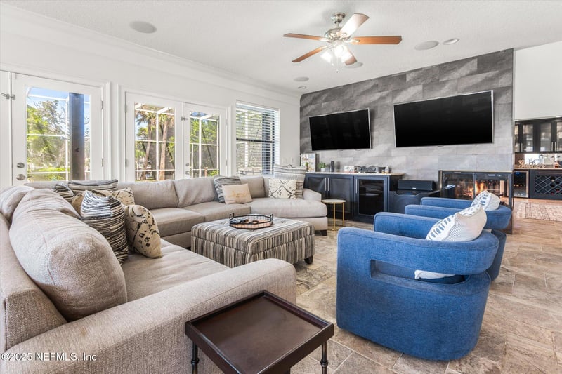 4311 Harbour Island Dr, Jacksonville, FL 32225