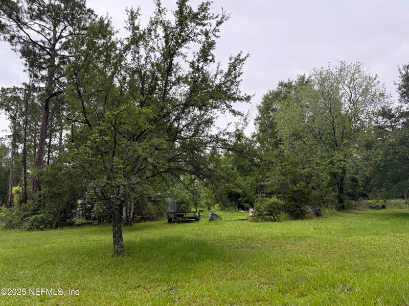 2304 Greenbrier Dr, Middleburg, FL 32068