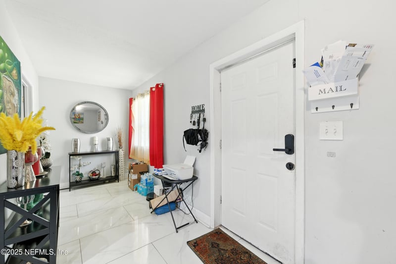 7174 Matthew St, Jacksonville, FL 32210