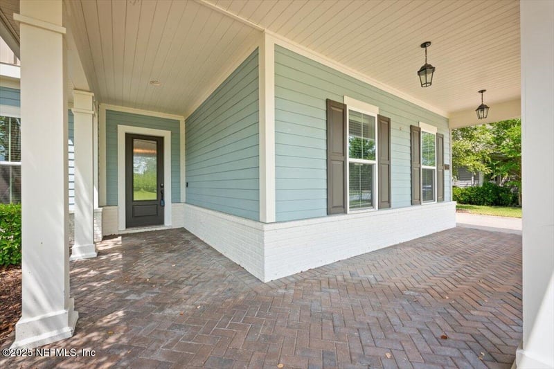 305 Seahill Dr, St Augustine, FL 32092