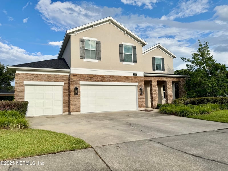 2270 Club Lake Dr, Orange Park, FL 32065