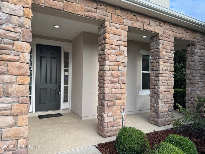 2270 Club Lake Dr, Orange Park, FL 32065