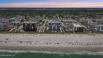 1415 1st St #303, Jacksonville Beach, FL 32250