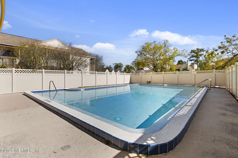 2300 Twelve Oaks Dr #B4, Orange Park, FL 32065