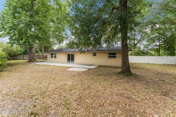 688 Claire Ln, Orange Park, FL 32073