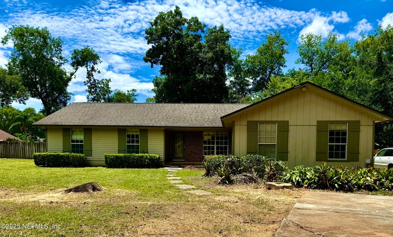 2235 Hunterwood Ct, Jacksonville, FL 32225