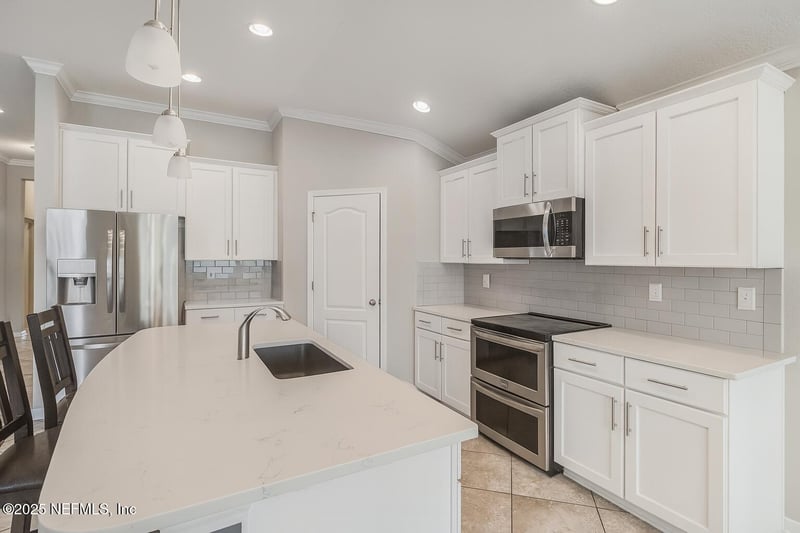 380 Crescent Key Dr, St Augustine, FL 32086