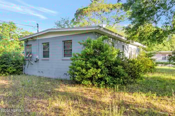 6109 Strawflower Pl, Jacksonville, FL 32209