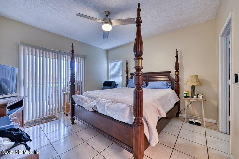 10000 Gate Pw #111, Jacksonville, FL 32246