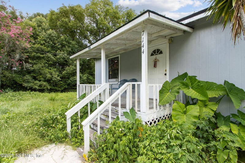 7144 Melvin Rd, Jacksonville, FL 32210