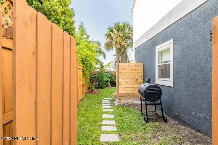 524 7th Ave, Jacksonville Beach, FL 32250