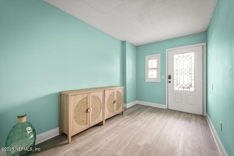 1739 1st St, Jacksonville Beach, FL 32250