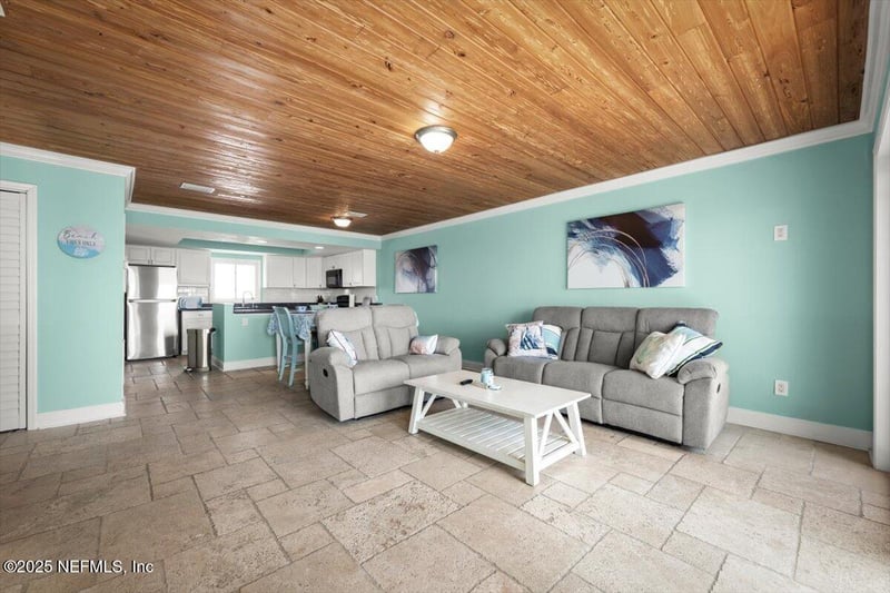 1739 1st St, Jacksonville Beach, FL 32250