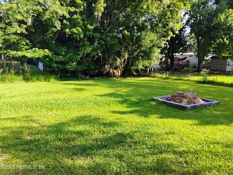 122 Culpepper Rd, San Mateo, FL 32187