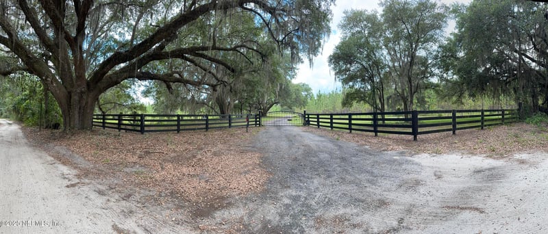 27247 Hallman Rd, Hilliard, FL 32046