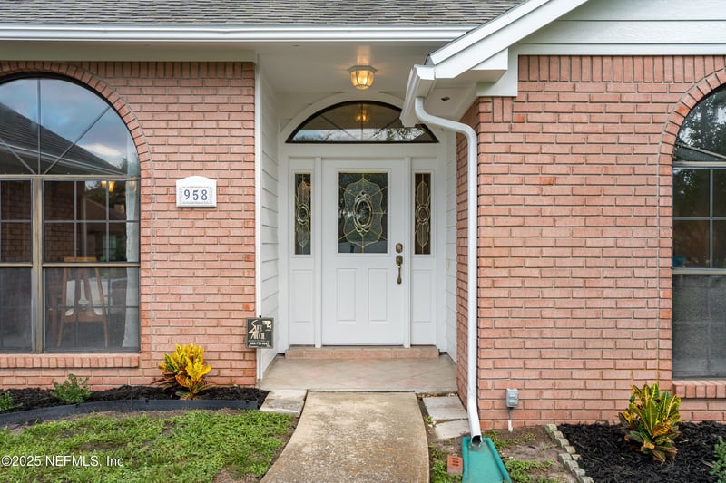 958 Sweetwood Ct, Orange Park, FL 32065