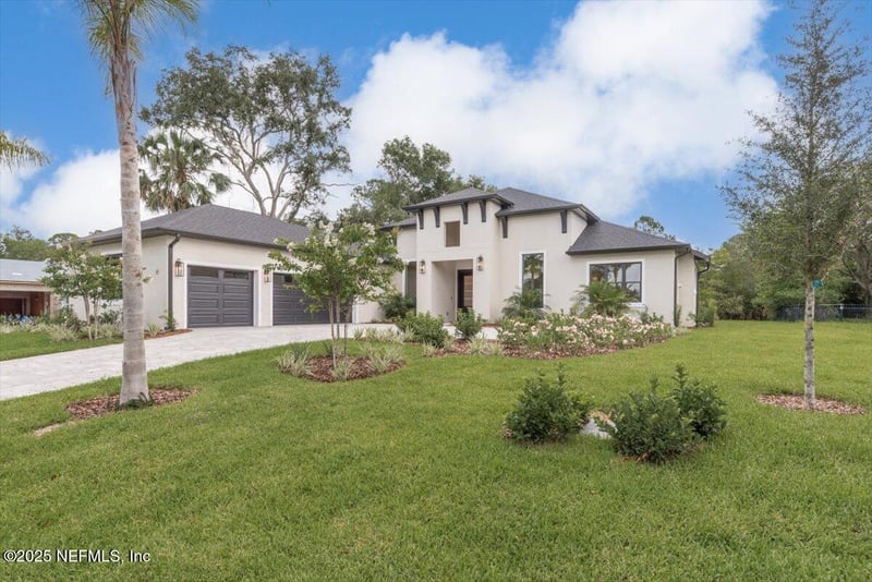 17 Old Oak Dr, Palm Coast, FL 32137