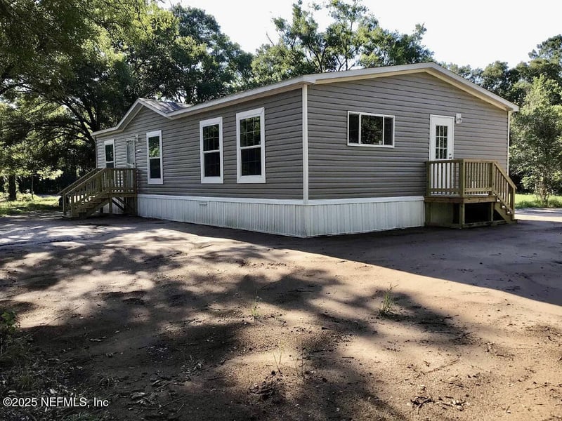 4520 Frederick St, Hastings, FL 32145