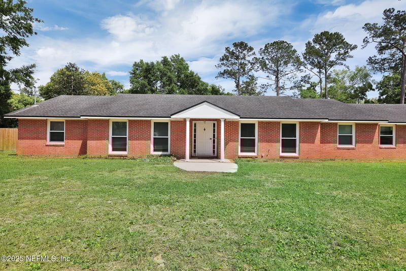 11707 Village Ln, Jacksonville, FL 32223