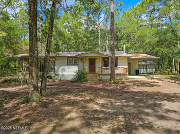 125 Lemon St #22, Melrose, FL 32666