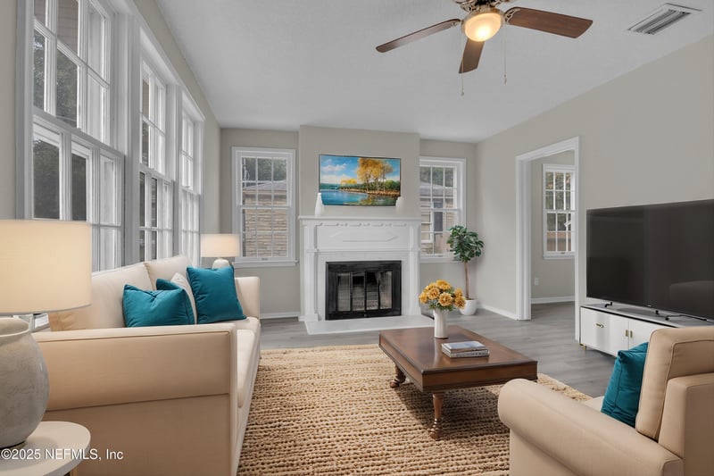 1641 Charon Rd, Jacksonville, FL 32205