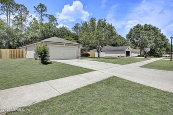 11255 Martin Lakes Dr, Jacksonville, FL 32220