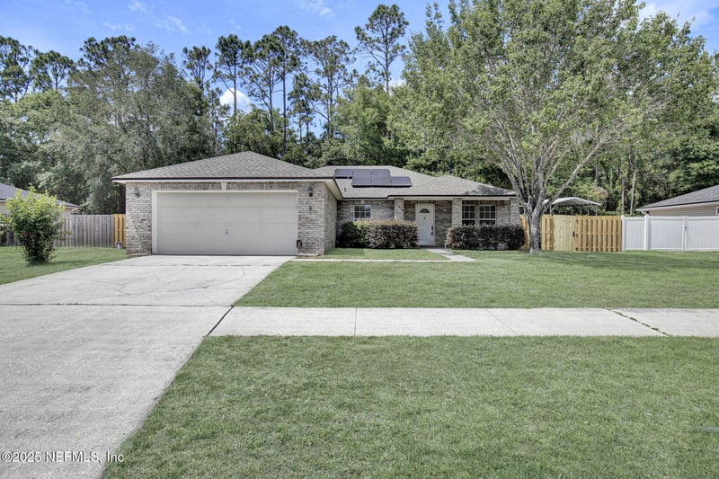 11255 Martin Lakes Dr, Jacksonville, FL 32220