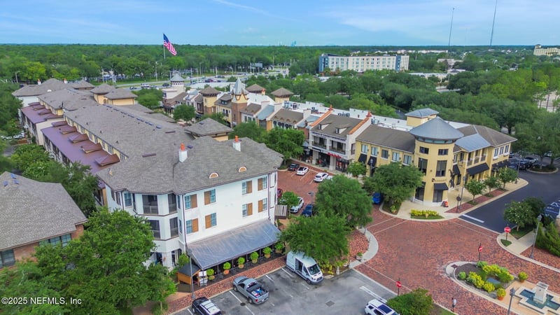 9823 Tapestry Park Cir #102, Jacksonville, FL 32246