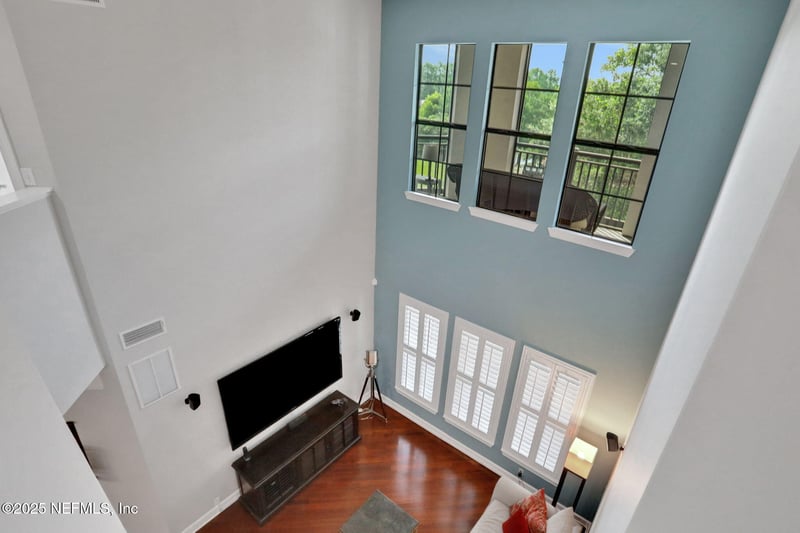 9823 Tapestry Park Cir #102, Jacksonville, FL 32246