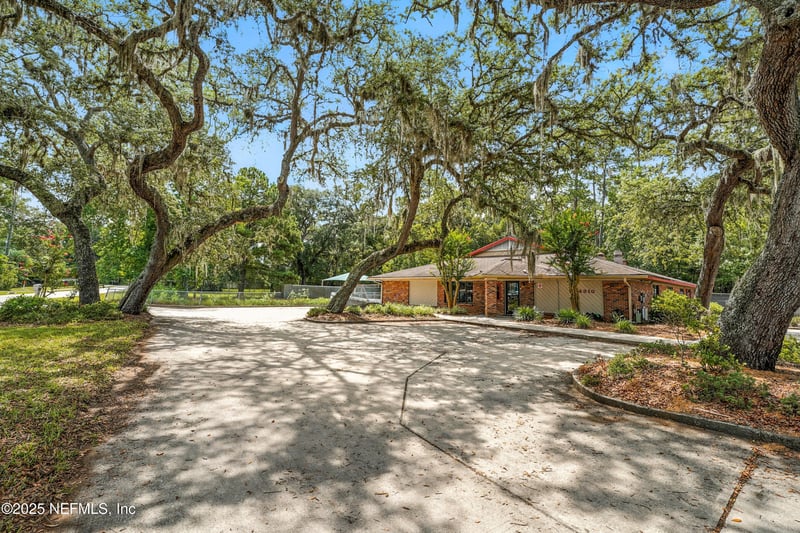 4310 Barkoskie Rd, Jacksonville, FL 32258