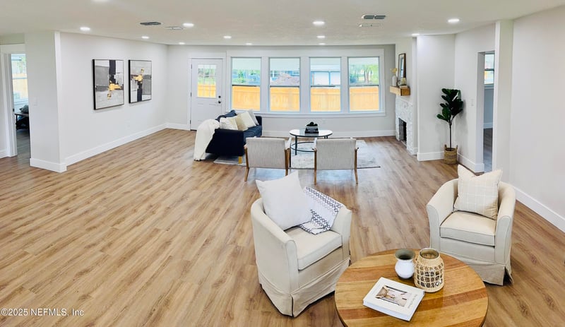 4308 Worth Dr, Jacksonville, FL 32207