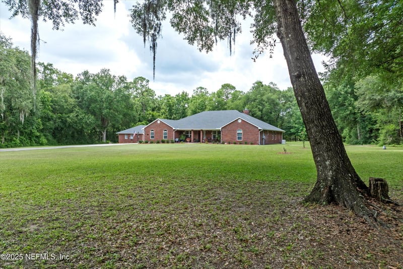 5566 Don Manuel Rd, Elkton, FL 32033
