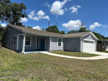 2072 Leon Rd, Jacksonville, FL 32246