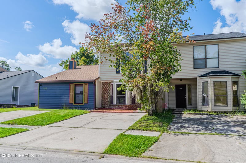 5556 Cabot Dr, Jacksonville, FL 32244