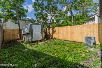 5556 Cabot Dr, Jacksonville, FL 32244