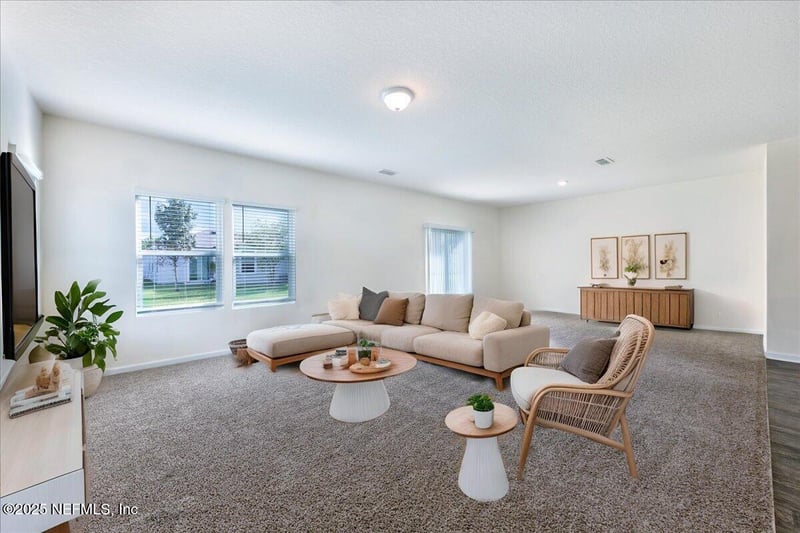 8455 Cape Fox Dr, Jacksonville, FL 32222