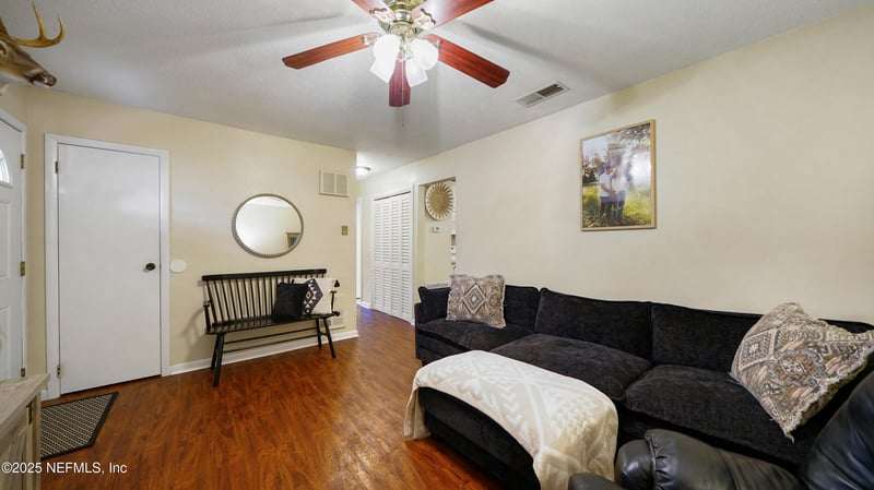 112 River Rd Dr, Palatka, FL 32177