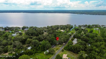 112 River Rd Dr, Palatka, FL 32177