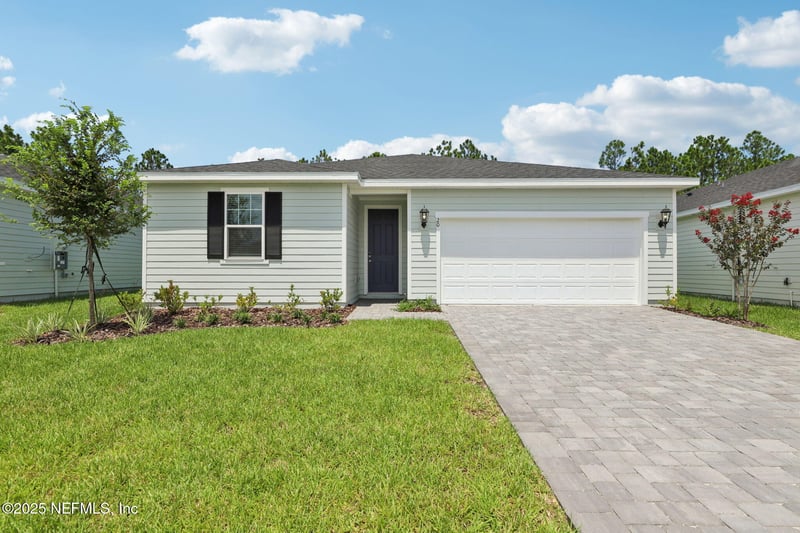 20 Ararat Dr, Palm Coast, FL 32137
