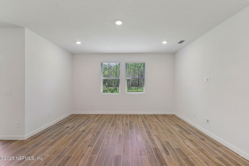 20 Ararat Dr, Palm Coast, FL 32137