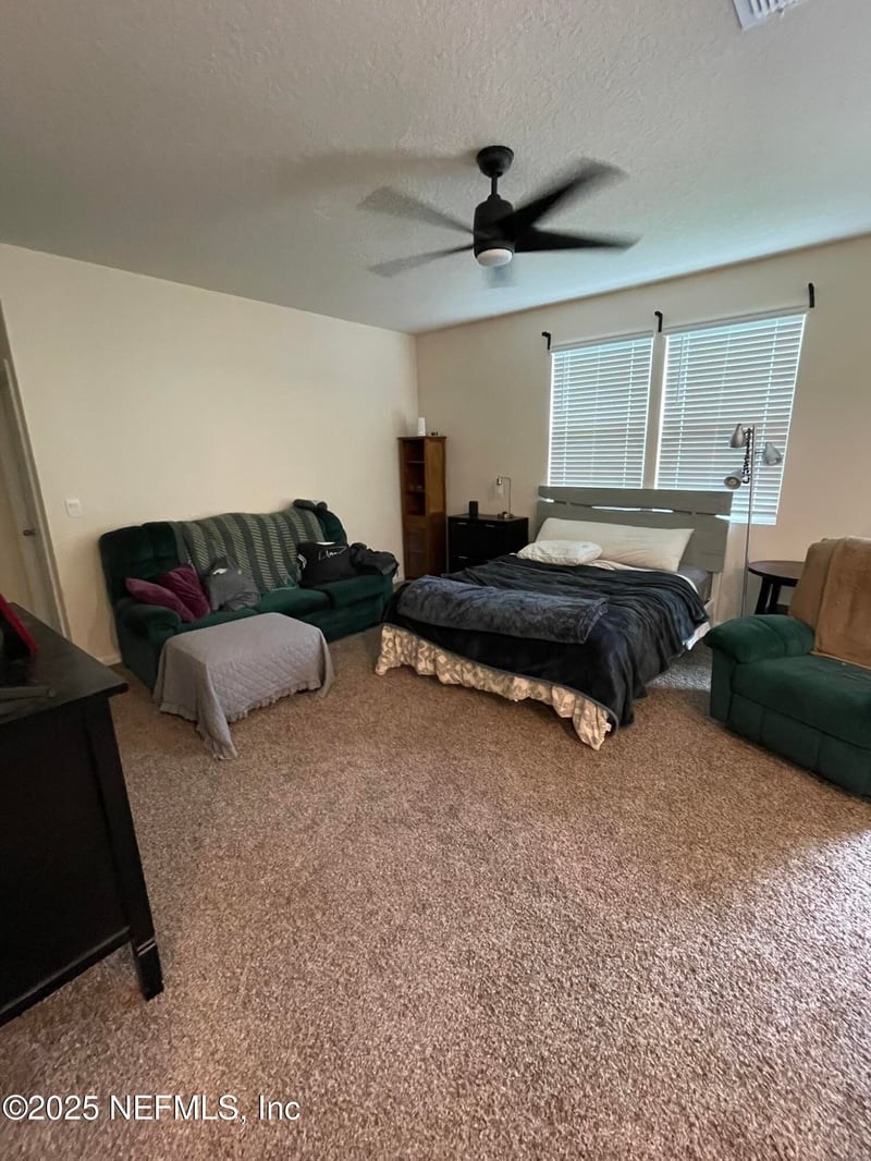 2482 Oak Stream Dr, Green Cove Springs, FL 32043