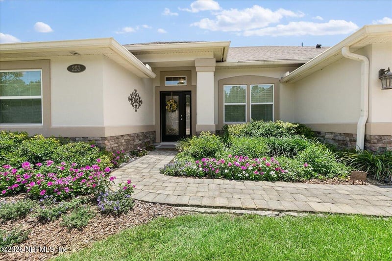 253 Parkwood Cir, St Augustine, FL 32086